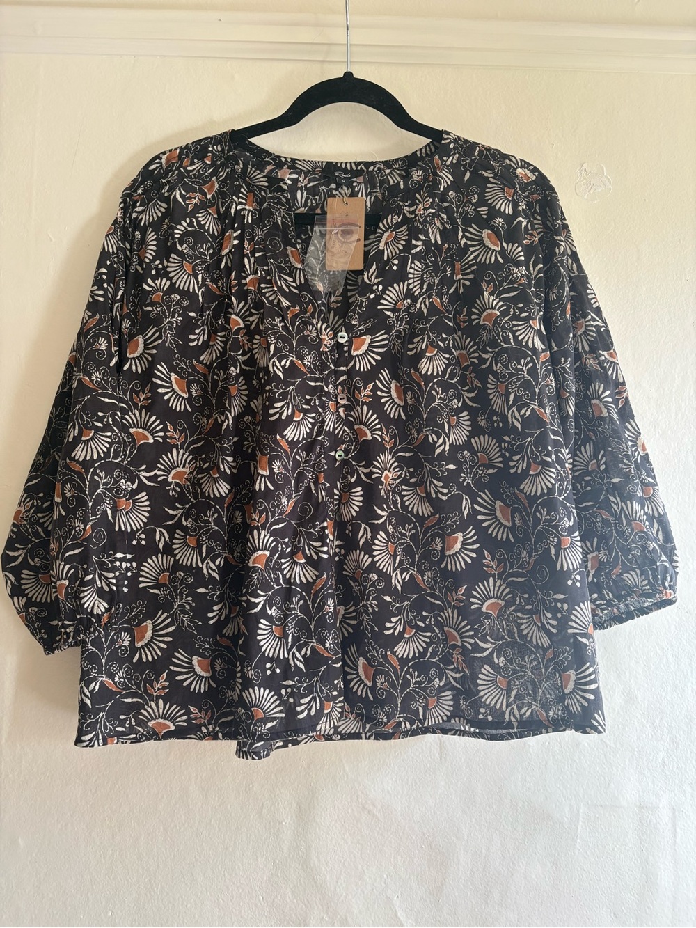 Rails Black Floral Button-Front Blouse with Cream and Tan Accents